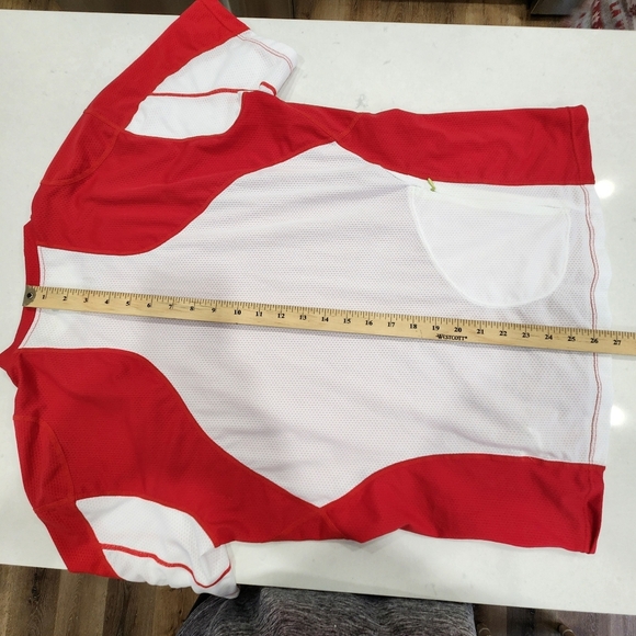 Sugoi Cycling Jersey Crew Neck Shirt Red White Zip Back Pocket Mens Large - Picture 10 of 11